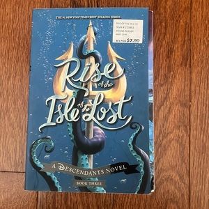 Disney Descendants Novel- paperback